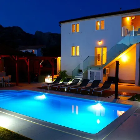 Vila Jabukovac Villa *